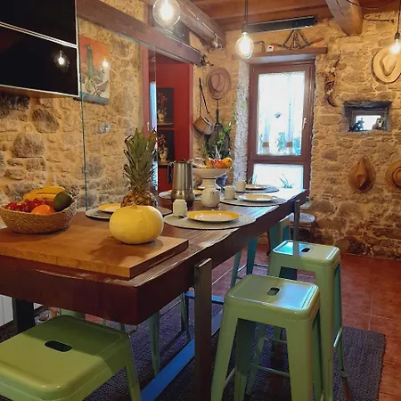 シャレー A Pontiga I Mezonzo