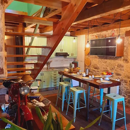 A Pontiga I * Mezonzo