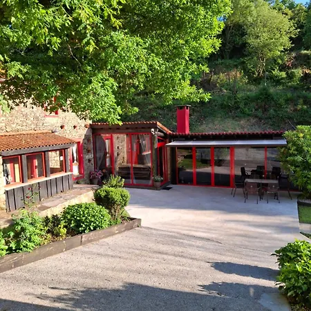 シャレー A Pontiga I *